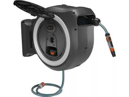 Gardena Akku-Wand-Schlauchbox PowerRoll XL 18 V - Akku-Automatik, 35 m Schlauch, 180° schwenkbar